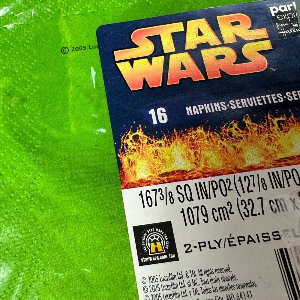 New In Package Lucas Films Star Wars Darth Vader Paper Napkins 16 Count